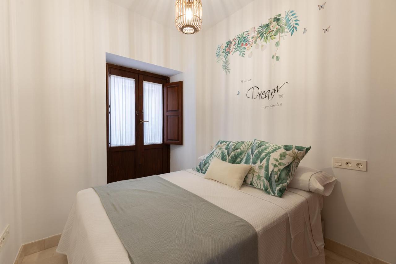 Apartamentos Nuria 19 Granada Exterior foto